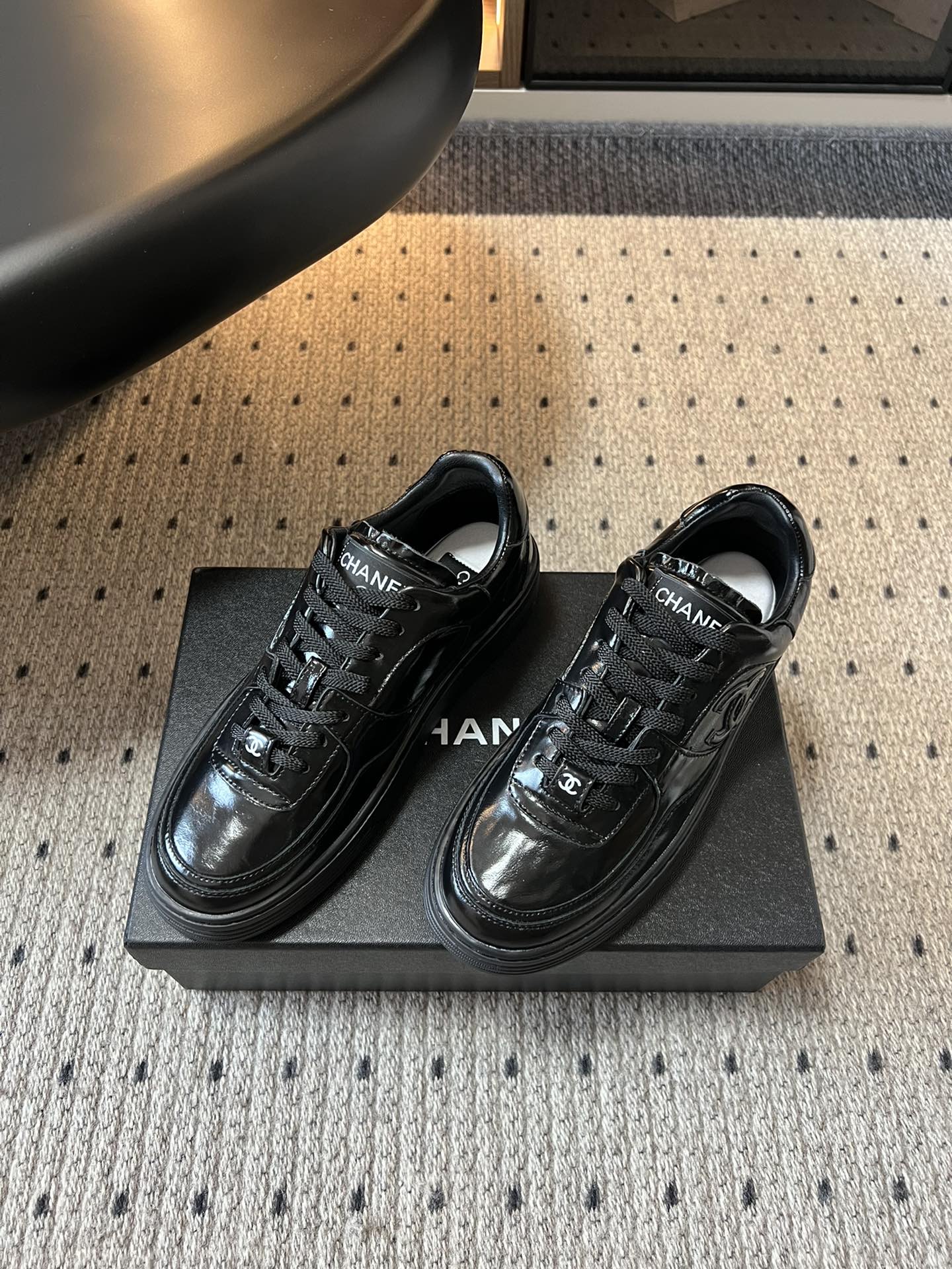 CHANEL Patent Leather Low-Top Trainers Black