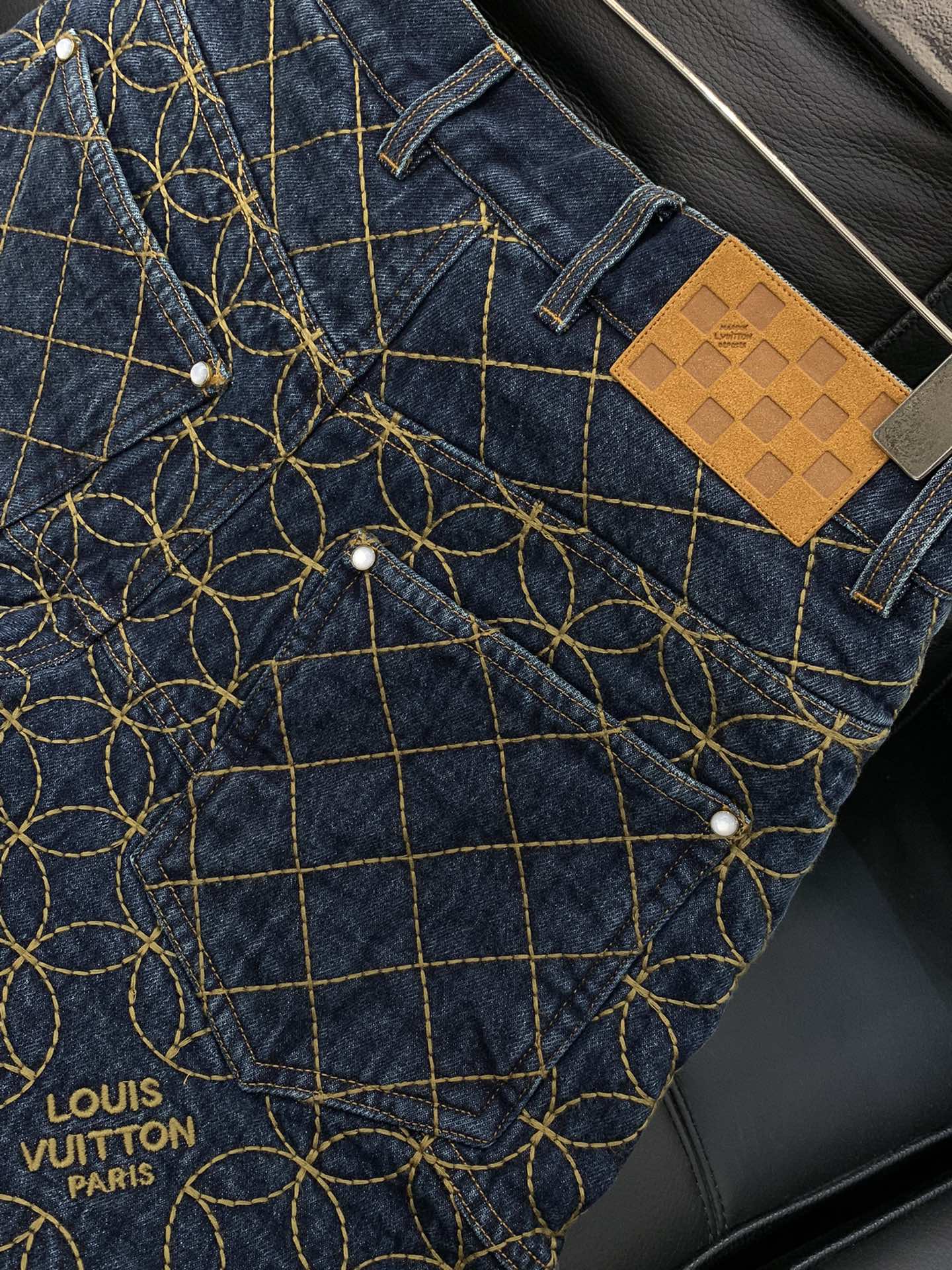 Louis Vuitton1AILM7 Embroidered Denim Blouson