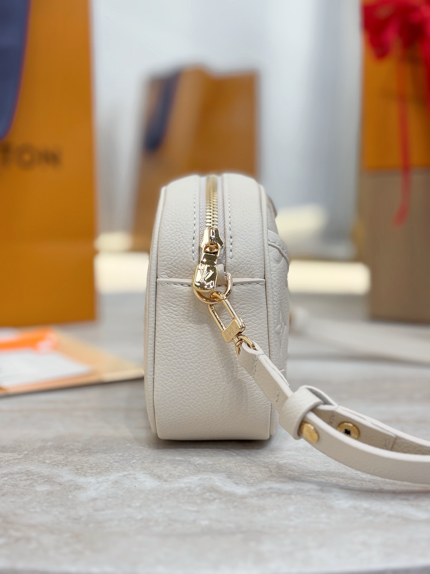 LV M26509 Tiny Camera Bag