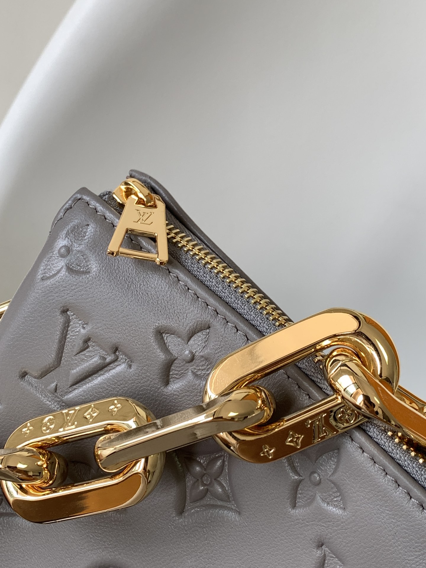 Louis Vuitton M20771 Coussin MM Grey