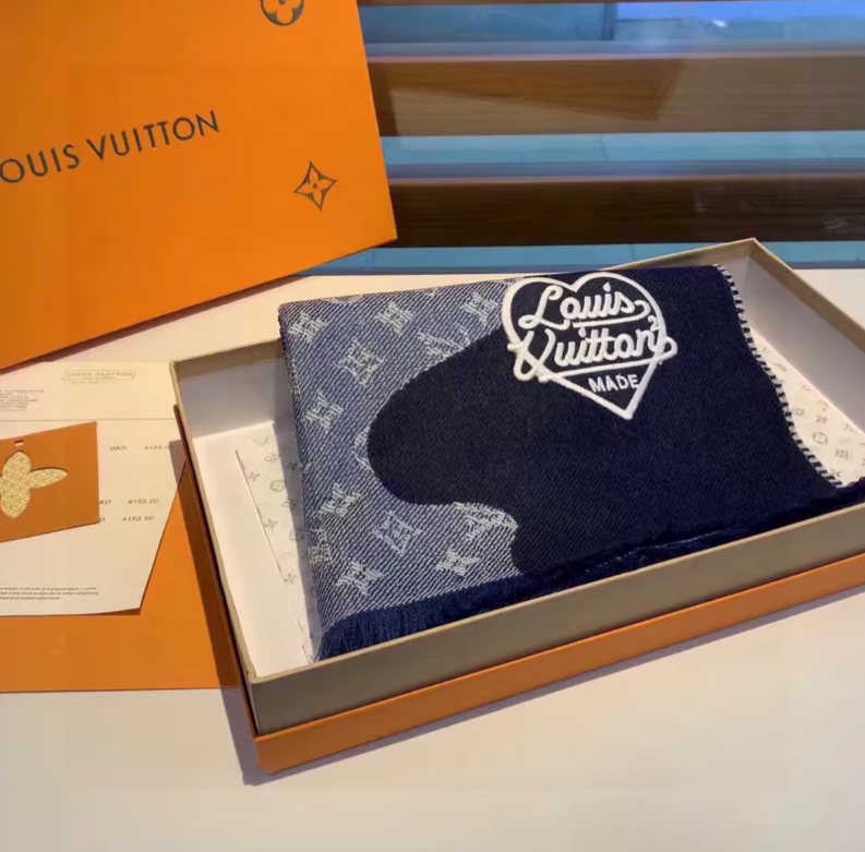 Louis Vuitton x Nigo MP3255 Monogram Drip Blue Scarf