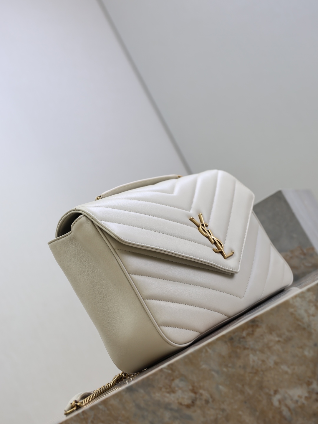 Saint Laurent Loulou Large Bag In Leather