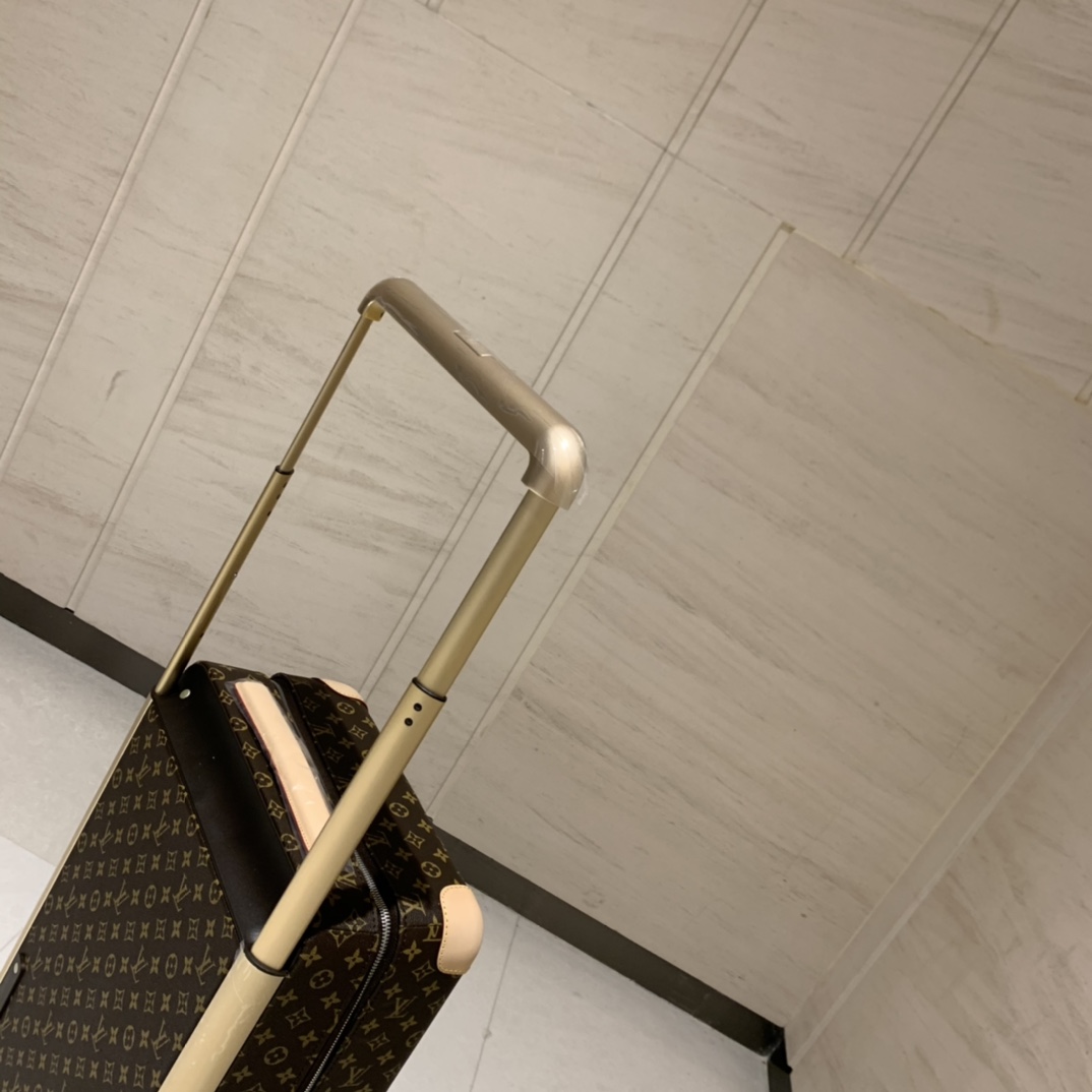 LV-four-wheeled trolley case