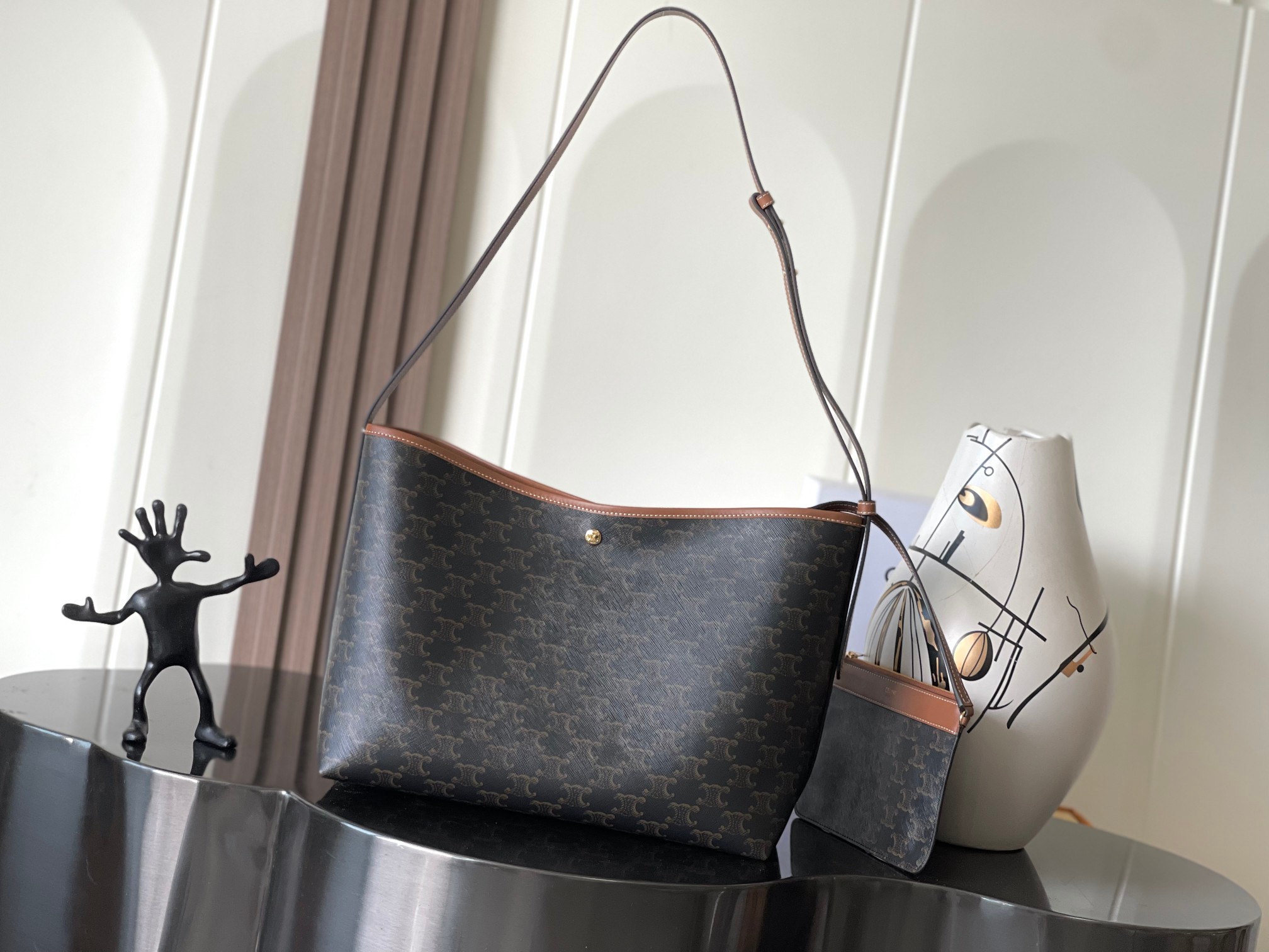 CELINE Logo print and cowhide soft shopping bag