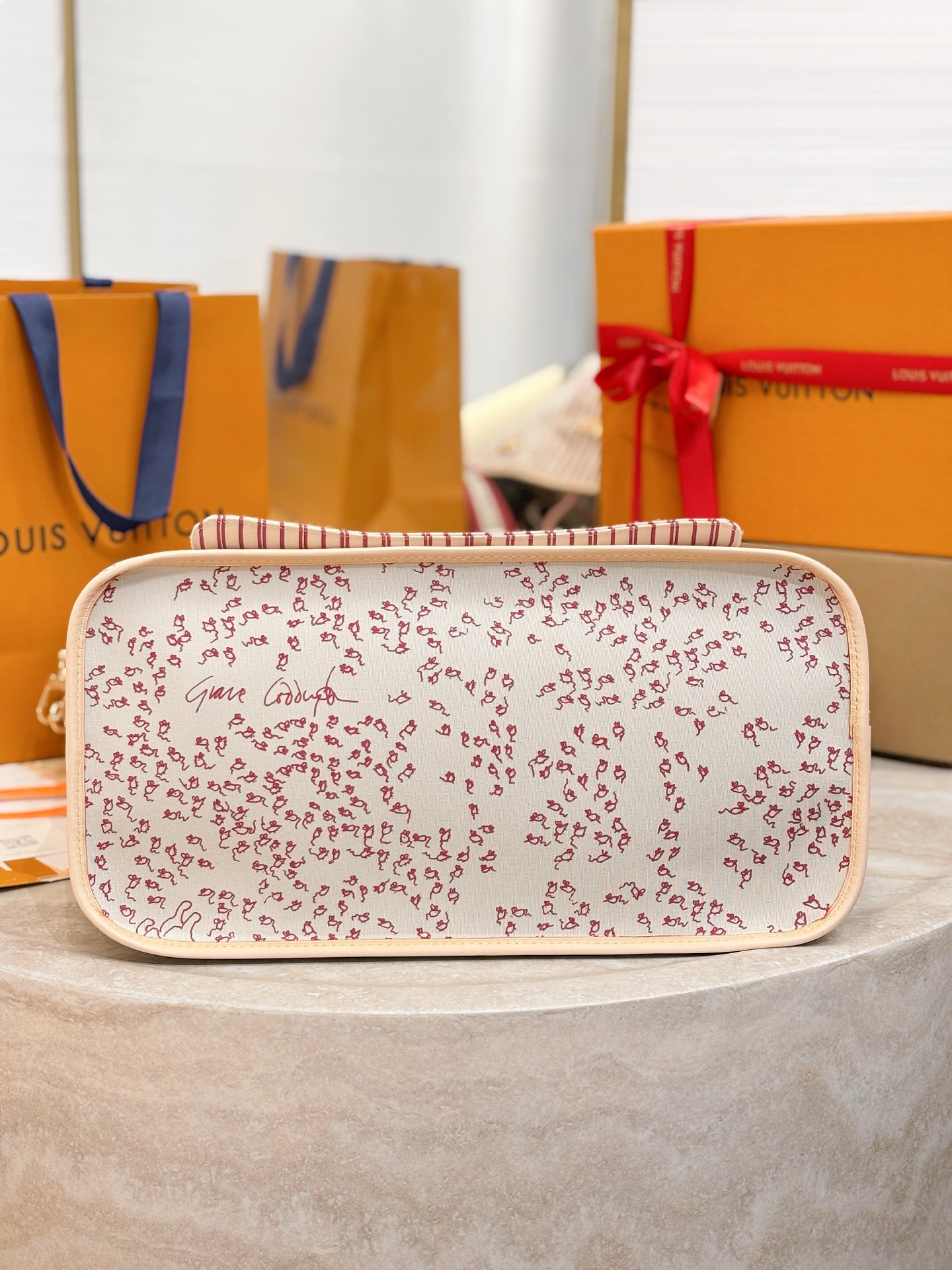 LV M15124 Neverfull Inside Out GM