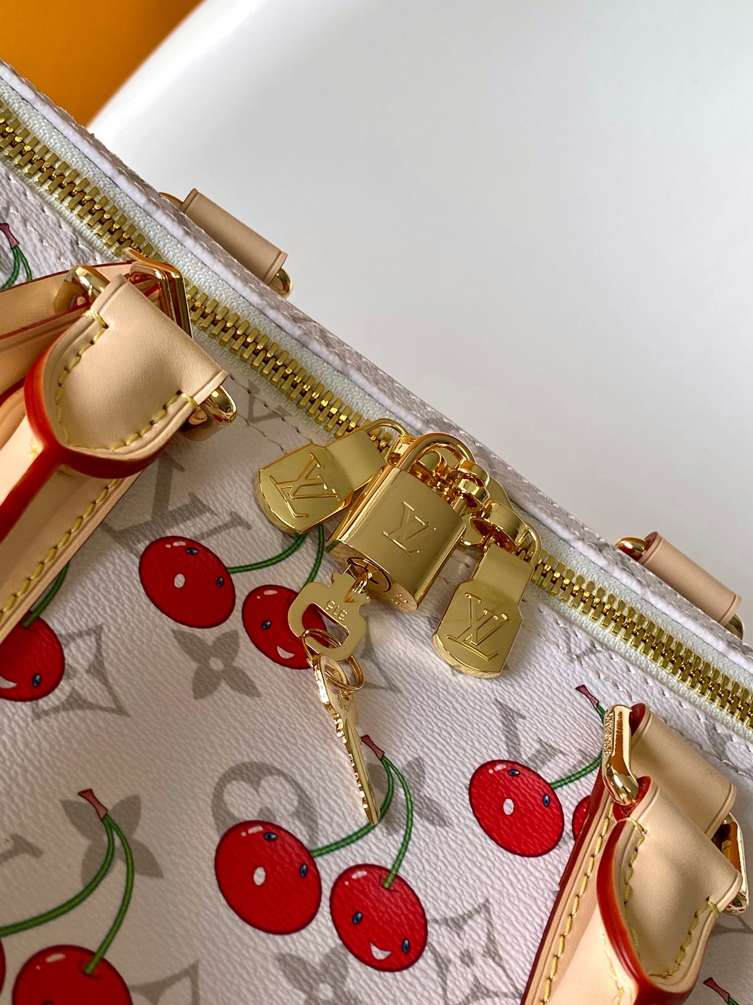 Louis Vuitton M13764 LV x TM Keepall Bandoulière 45