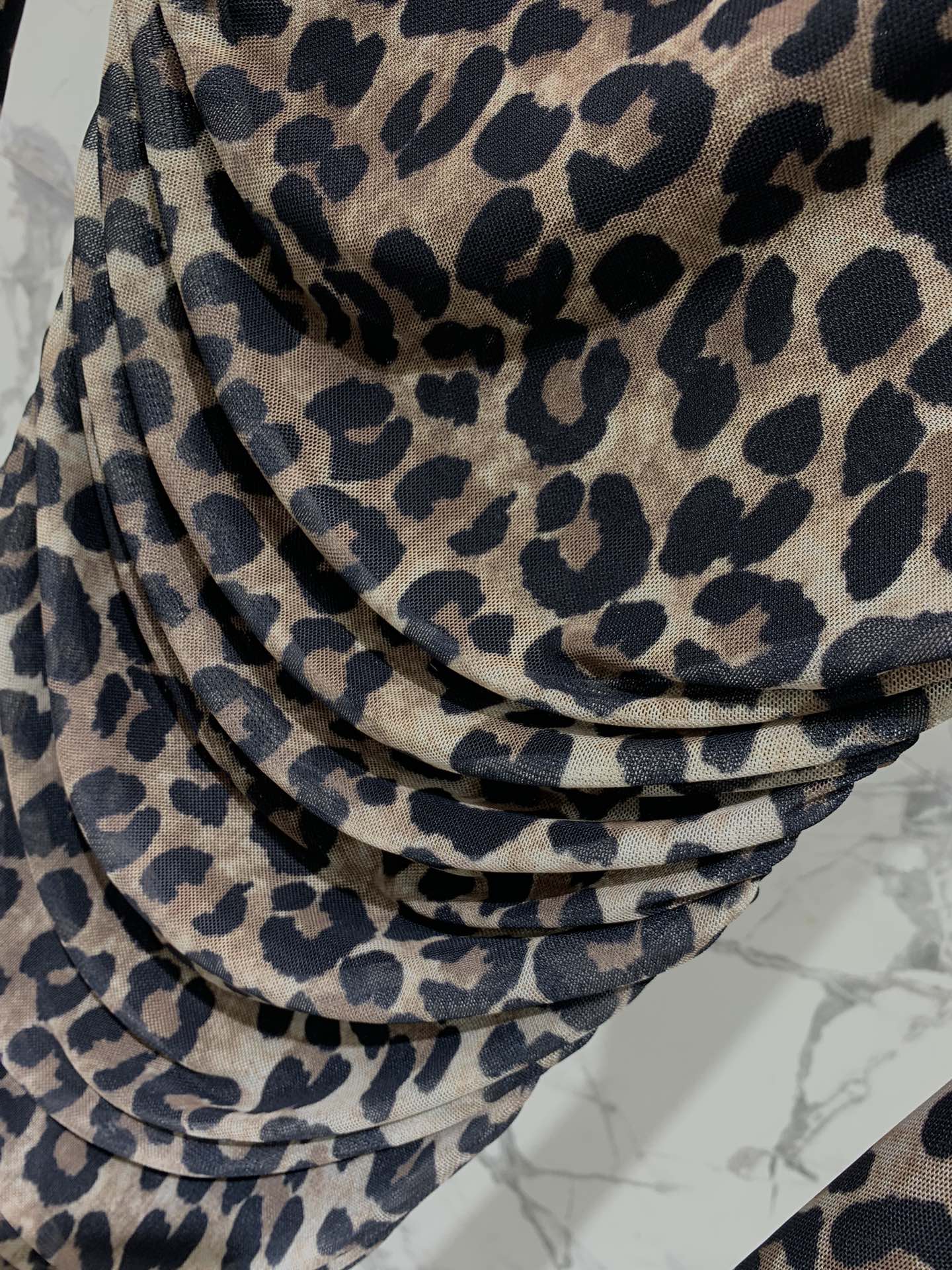 𝗦𝗔𝗜𝗡𝗧 𝗟𝗔𝗨𝗥𝗘𝗡 2025 New Leopard Print Stretch Dress*