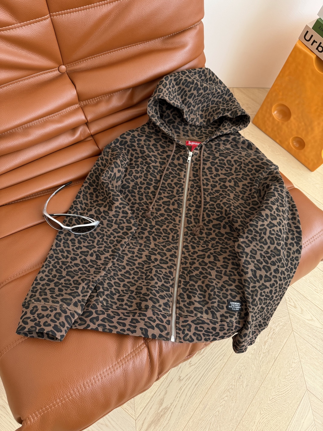 Supreme leopard hooded zip up thermal ss 25