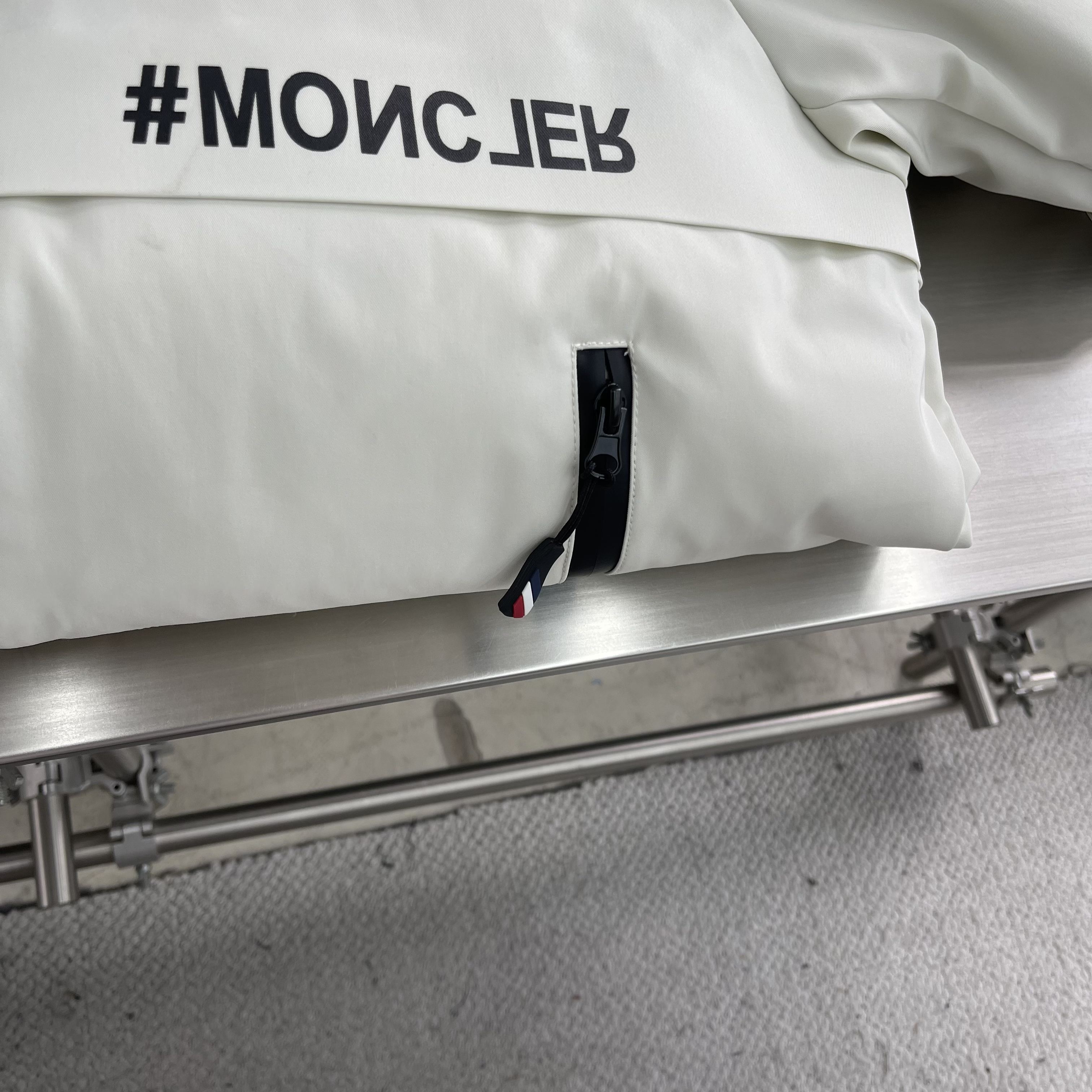 Moncler Grenoble 2025 Fall/Winter Bonded Snowproof Down Jacket – Limited Edition