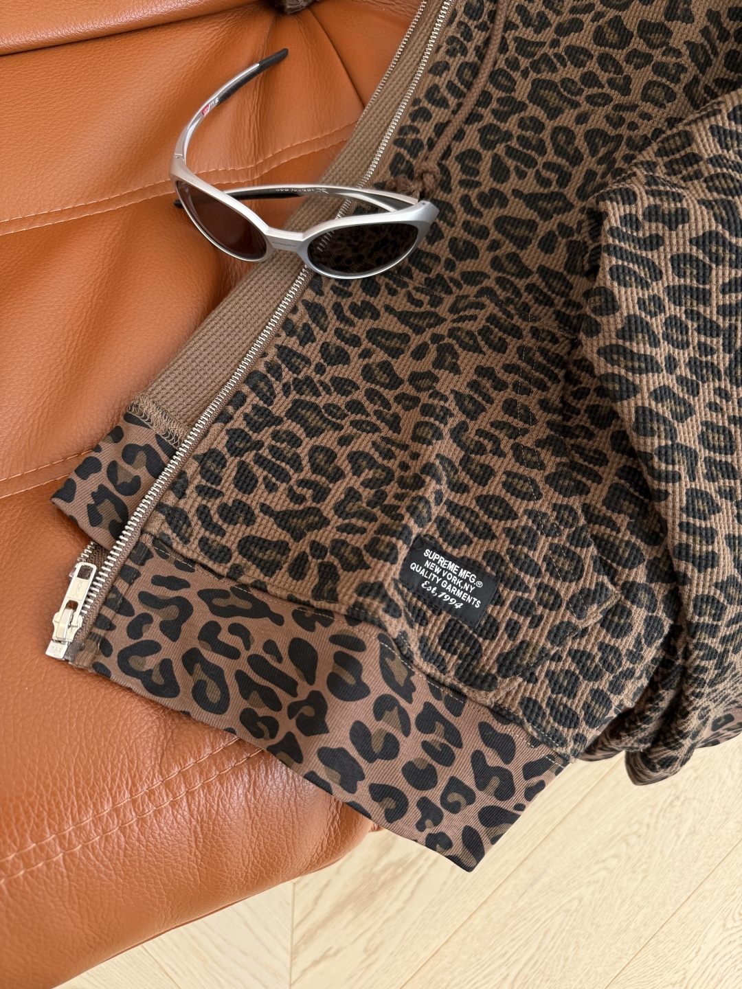 Supreme leopard hooded zip up thermal ss 25