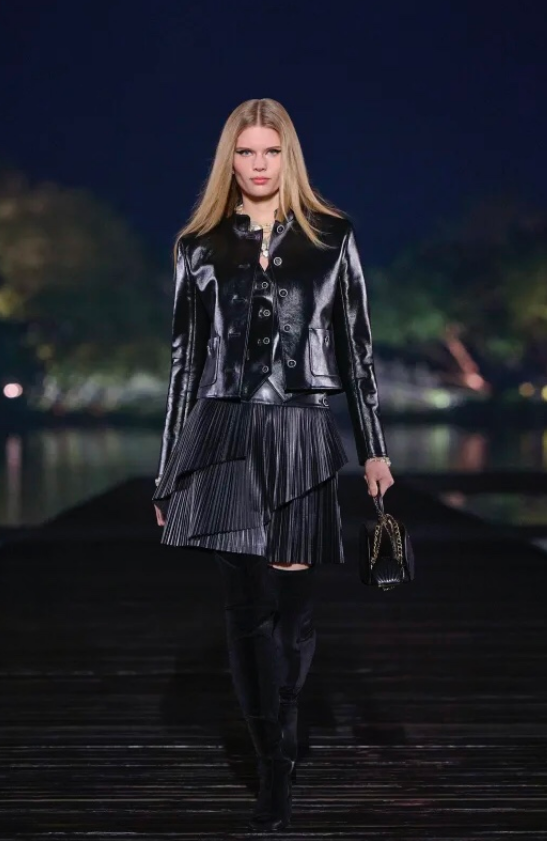 CHANEL 2024/25 Métiers d’art Jacket