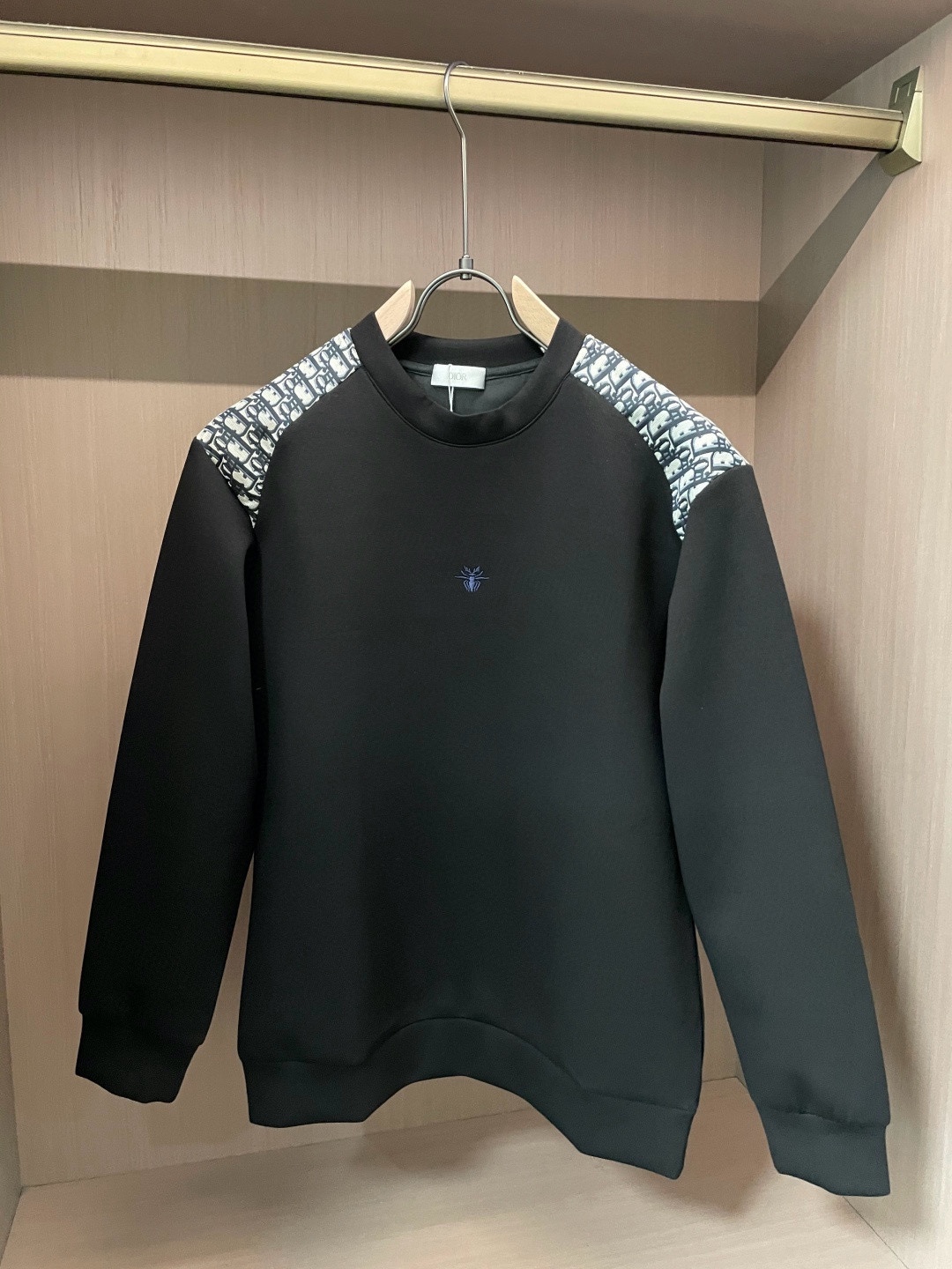 New Arrival – 2025 Fall/Winter Pullover Sweatshirt (Hoodless)