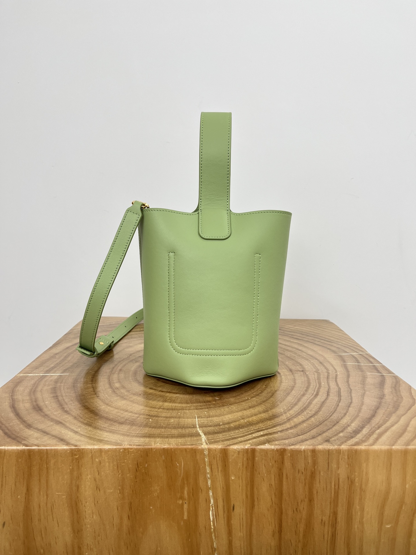 LOEWE Mini Pebble Bucket Bag Green