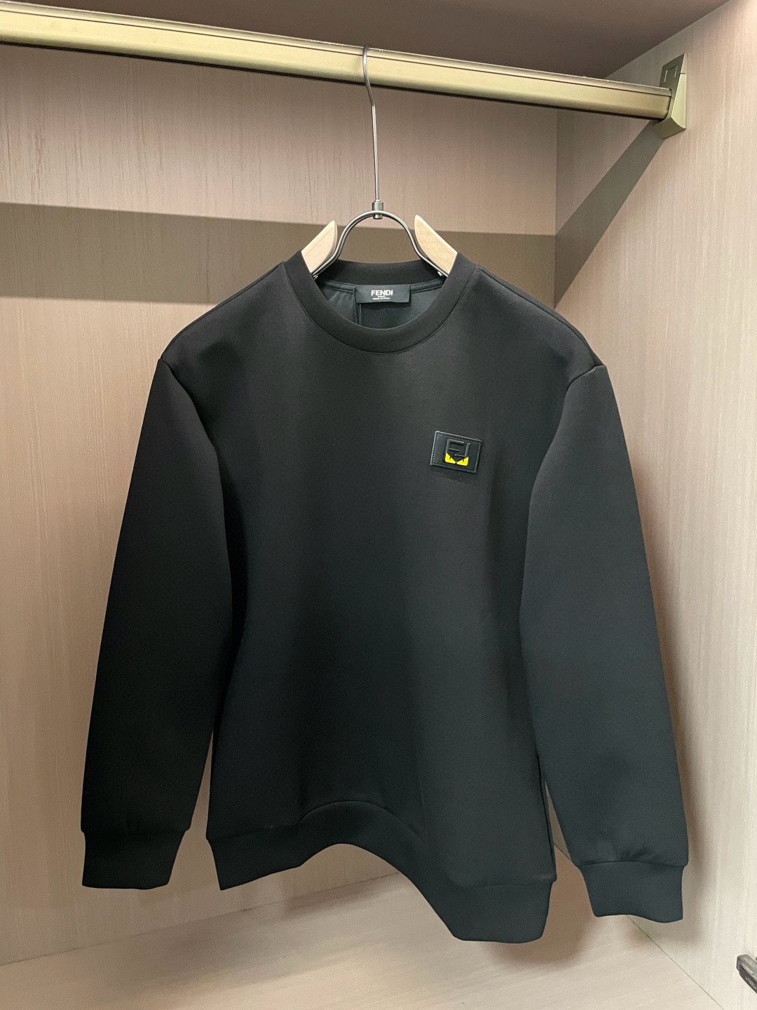 New Arrival – 2025 Fall/Winter Pullover Sweatshirt (Hoodless)