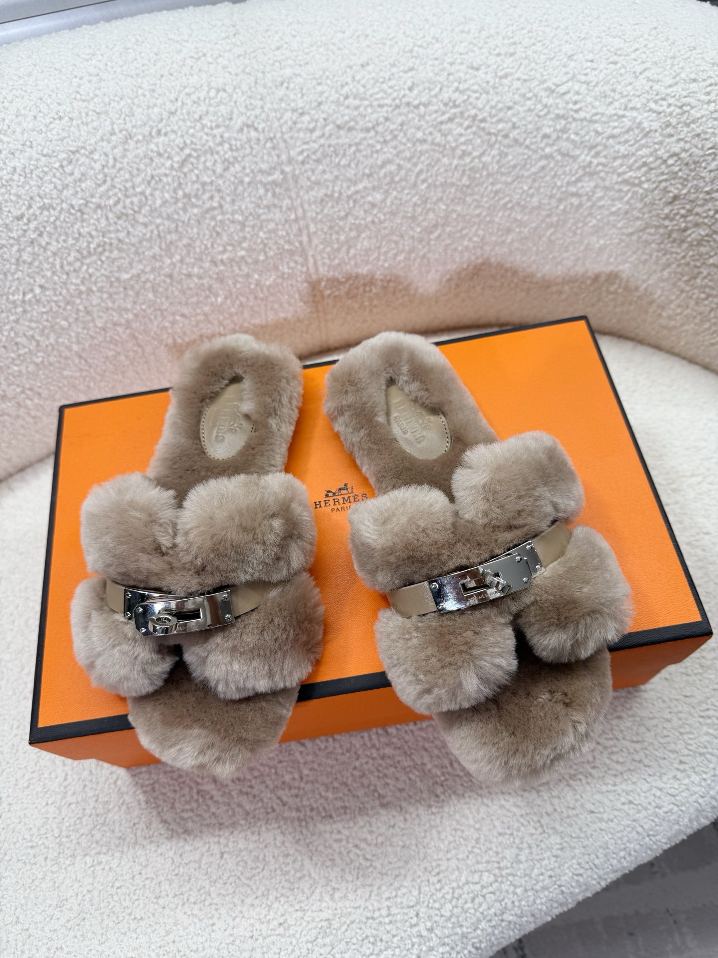 Hermès — New Wool Slippers