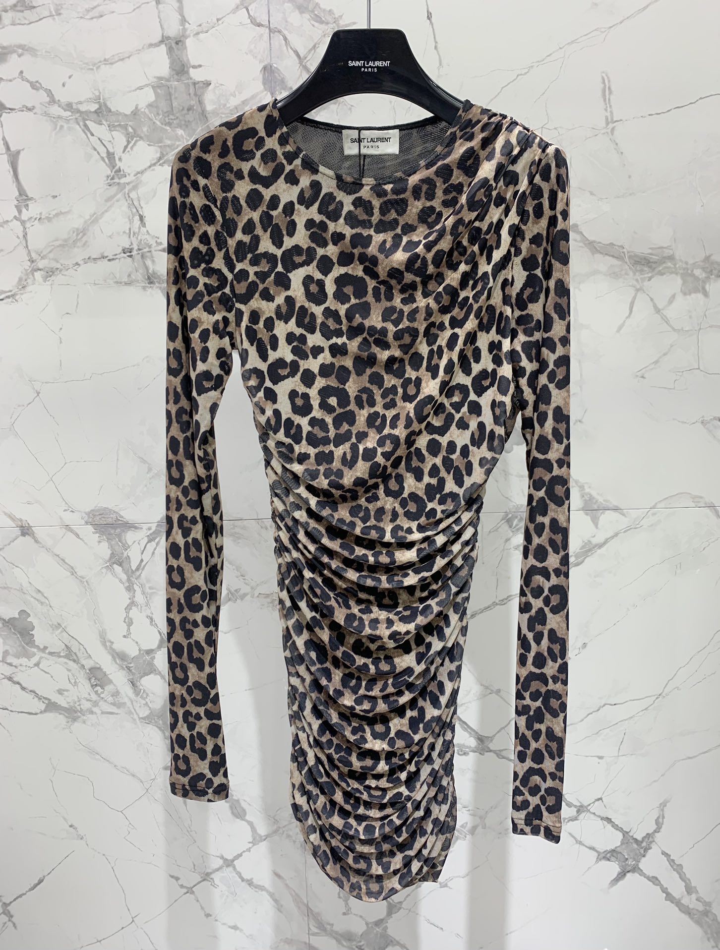 𝗦𝗔𝗜𝗡𝗧 𝗟𝗔𝗨𝗥𝗘𝗡 2025 New Leopard Print Stretch Dress*