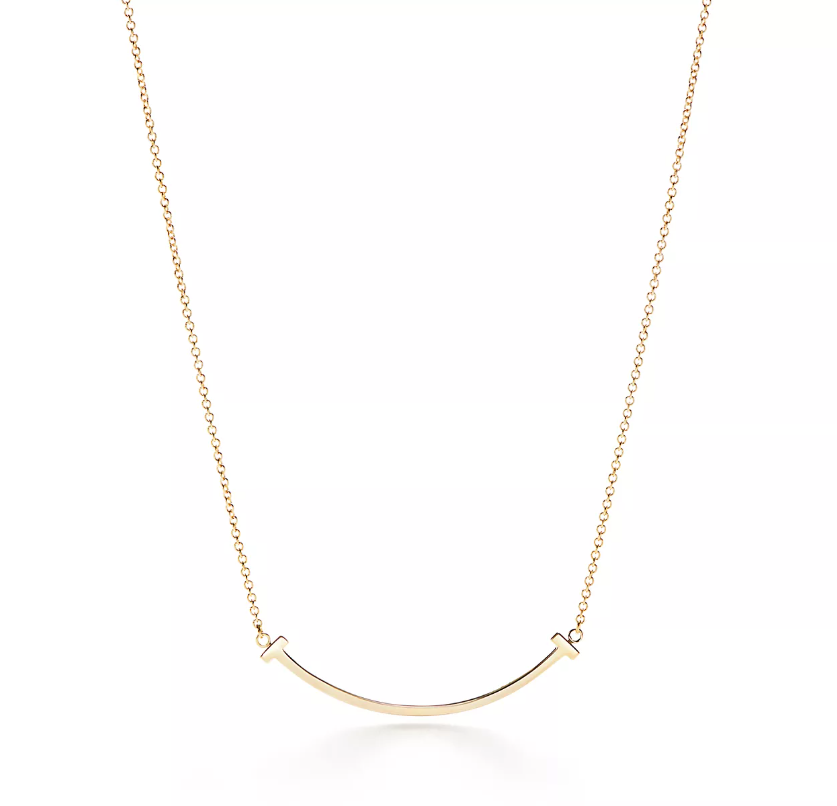 Smile Pendant in Yellow Gold, Small