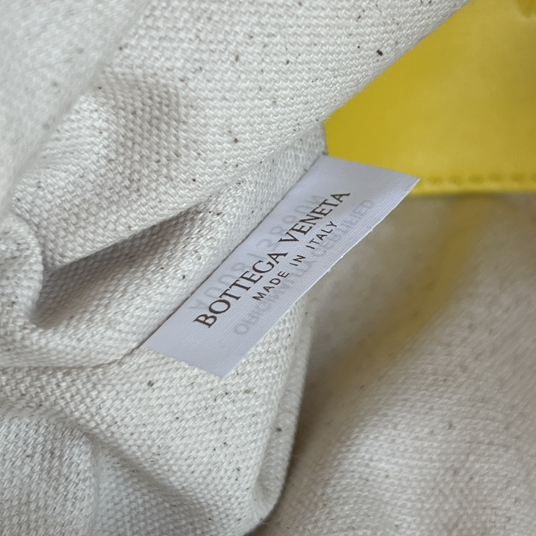 Bottega Veneta Loop Top Handle