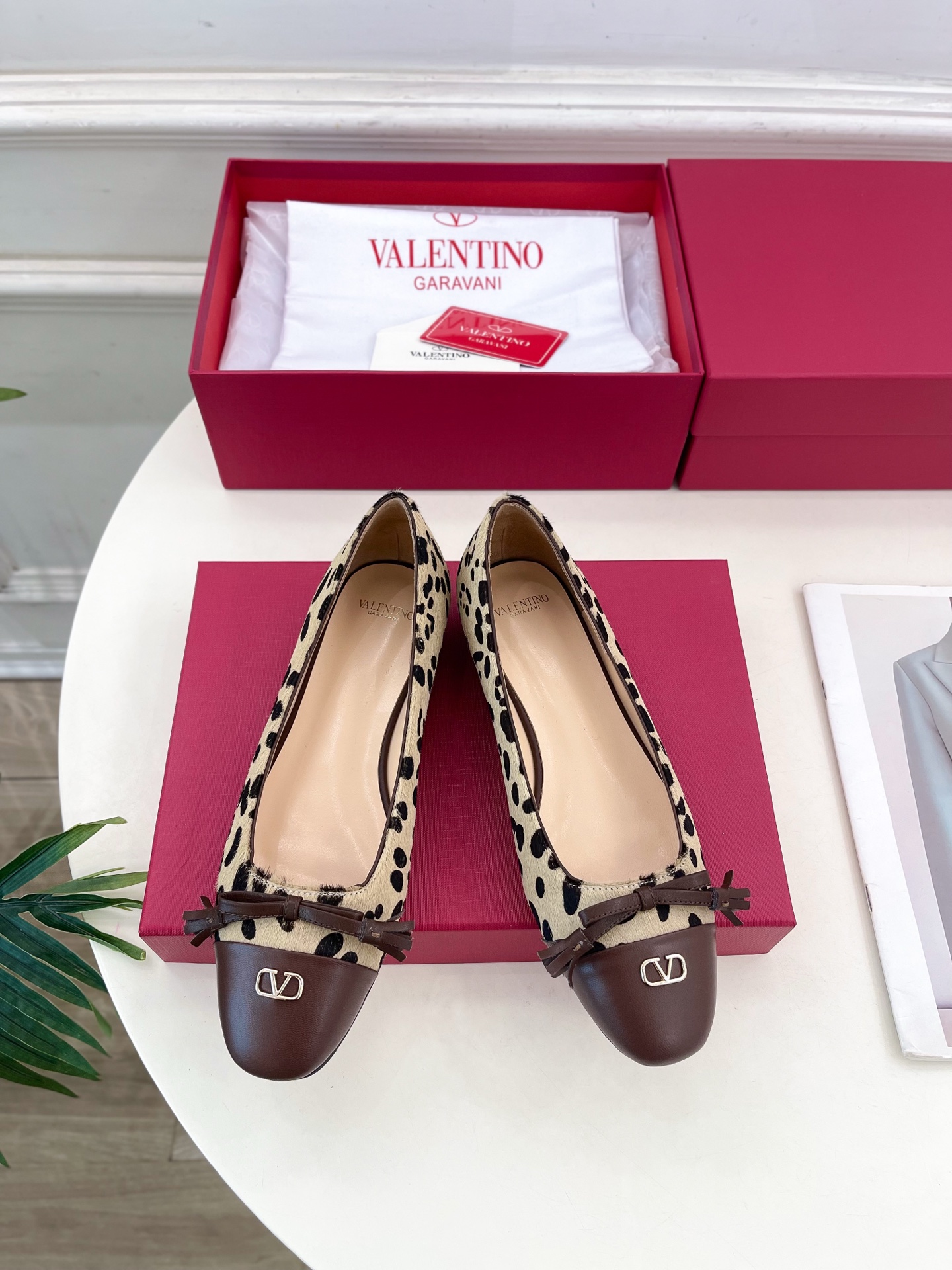 New Season Valentino Garavani leopard print ballet flats
