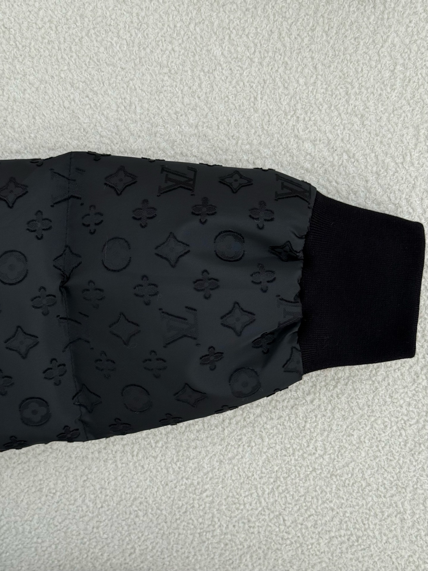 LV New Feather Collar Puffer Jacket