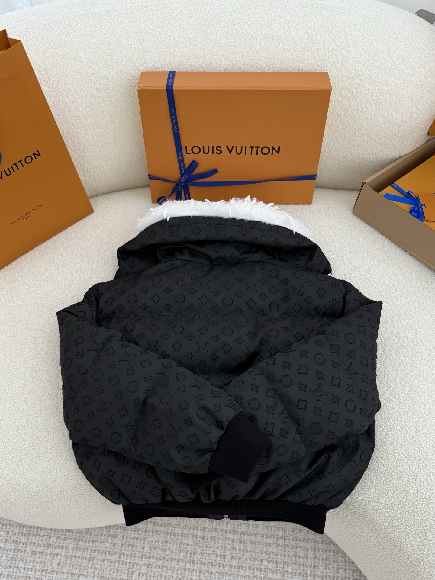 LV New Feather Collar Puffer Jacket