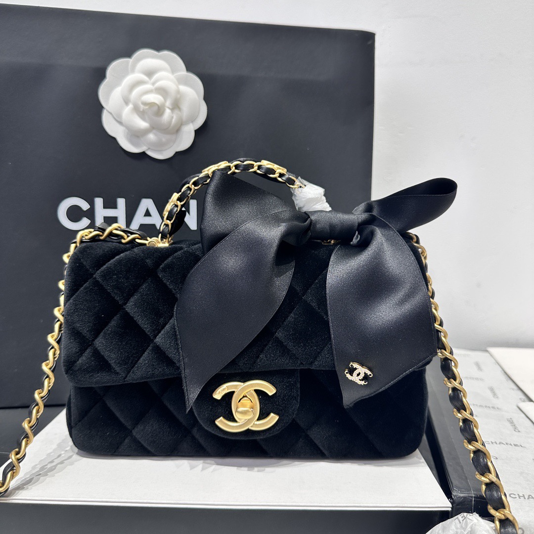 CHANEL Mini Flap Bag with Top Handle