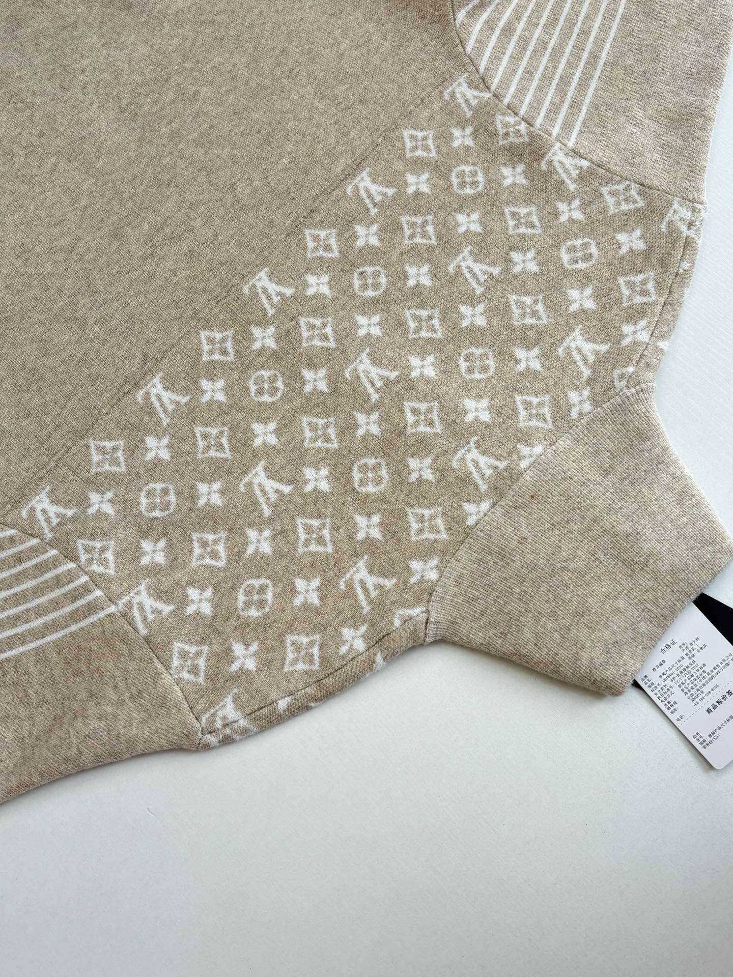 LV 1AJBWH LV Ski Ribbed Wool Half-Zip Pullover