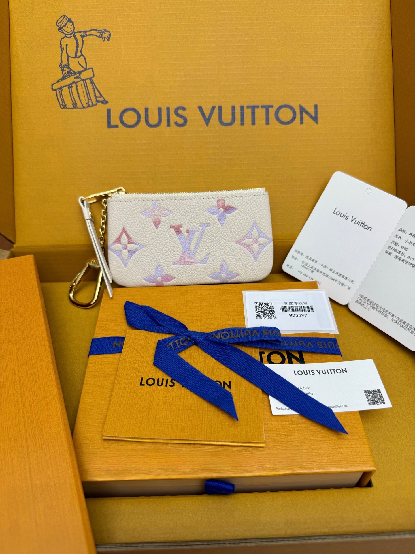 LOUIS VUITTON M25597 Key Pouch