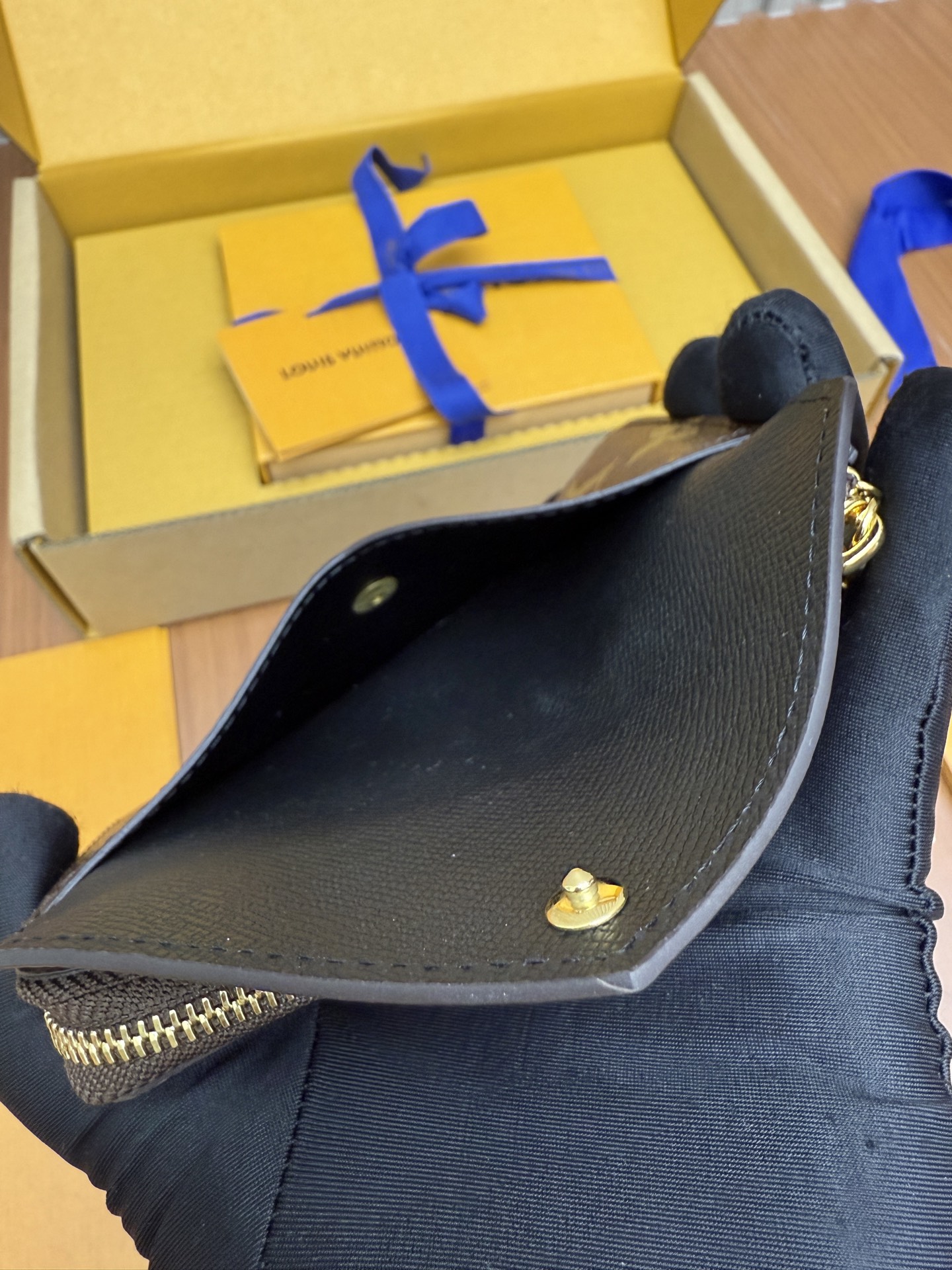 LOUIS VUITTON M69431 Card Holder Recto Verso