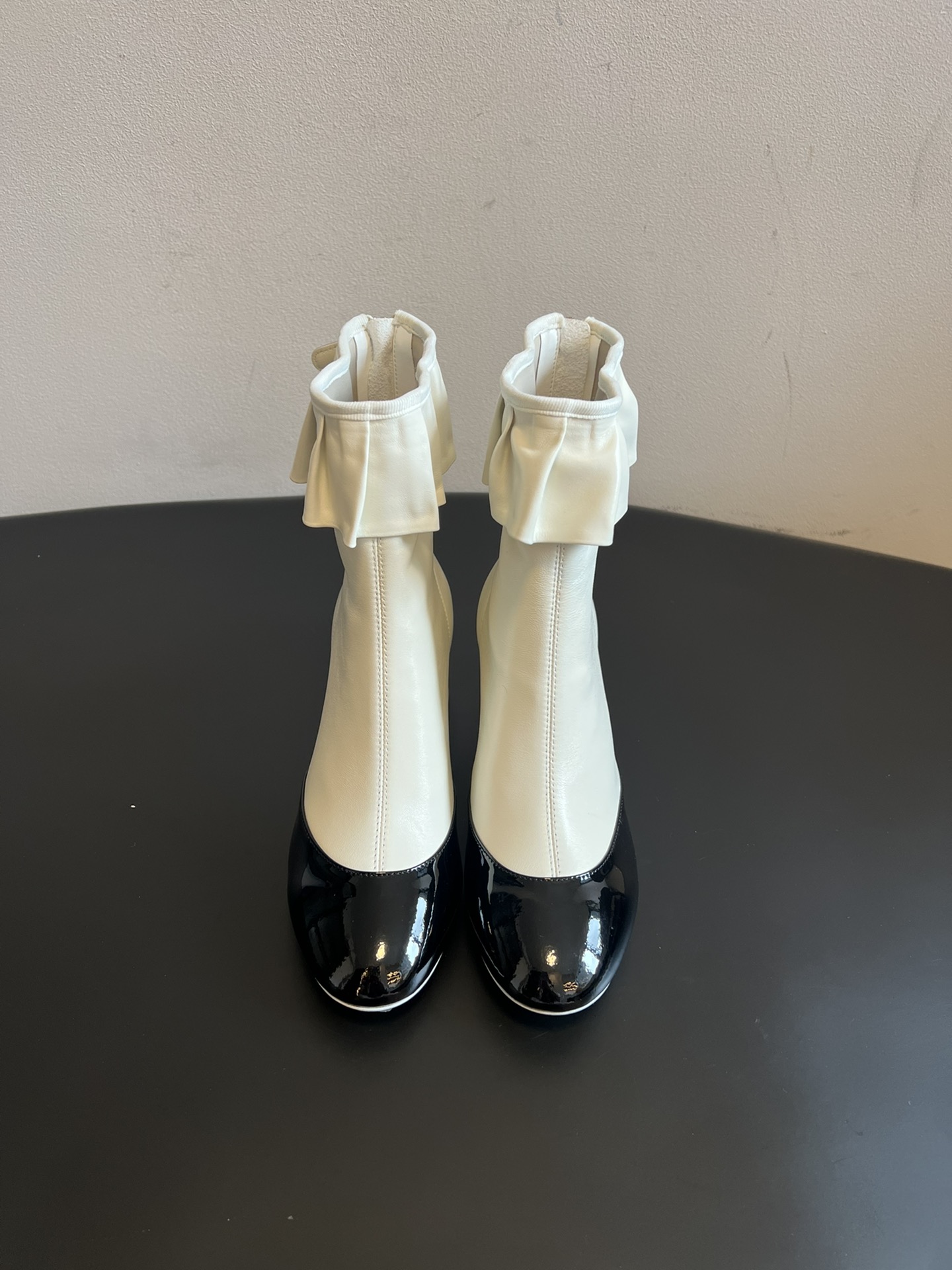 Chanel 25SS Fall/Winter Ruffled Lambskin Short Boots WHITE