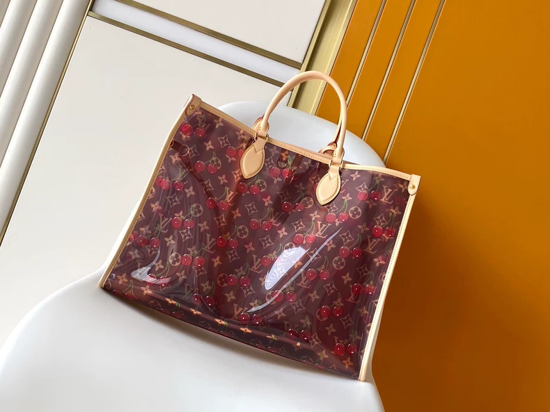 LOUIS VUITTON M14306 LV x TM OnTheGo GM