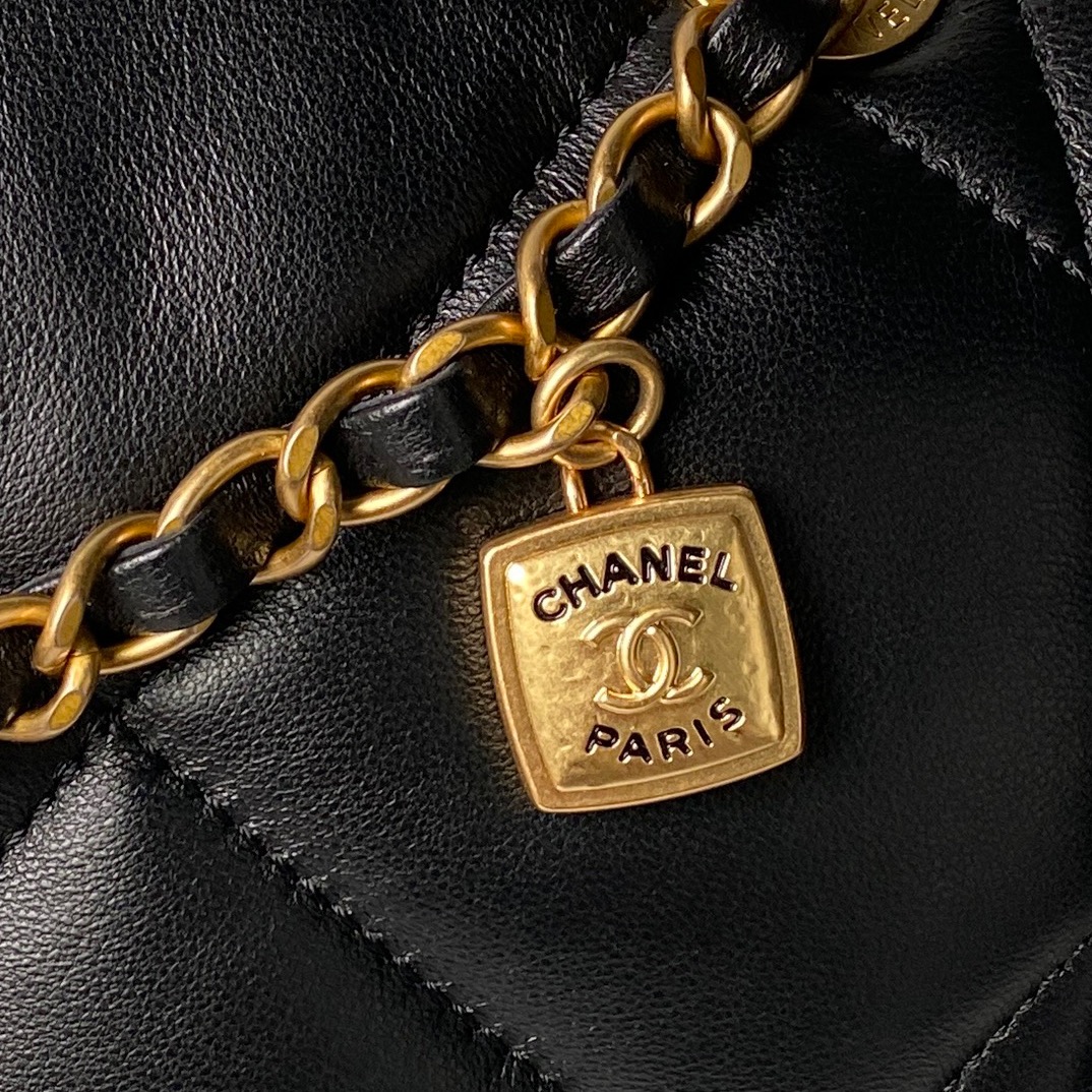 Chanel 25K Flap Bag
