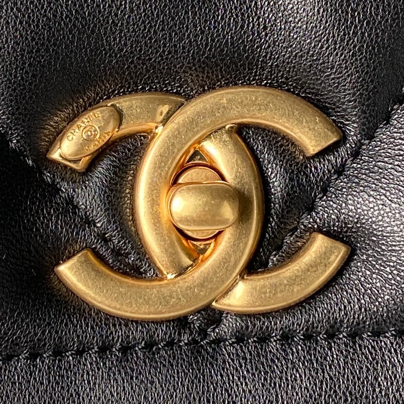 Chanel 25K Flap Bag
