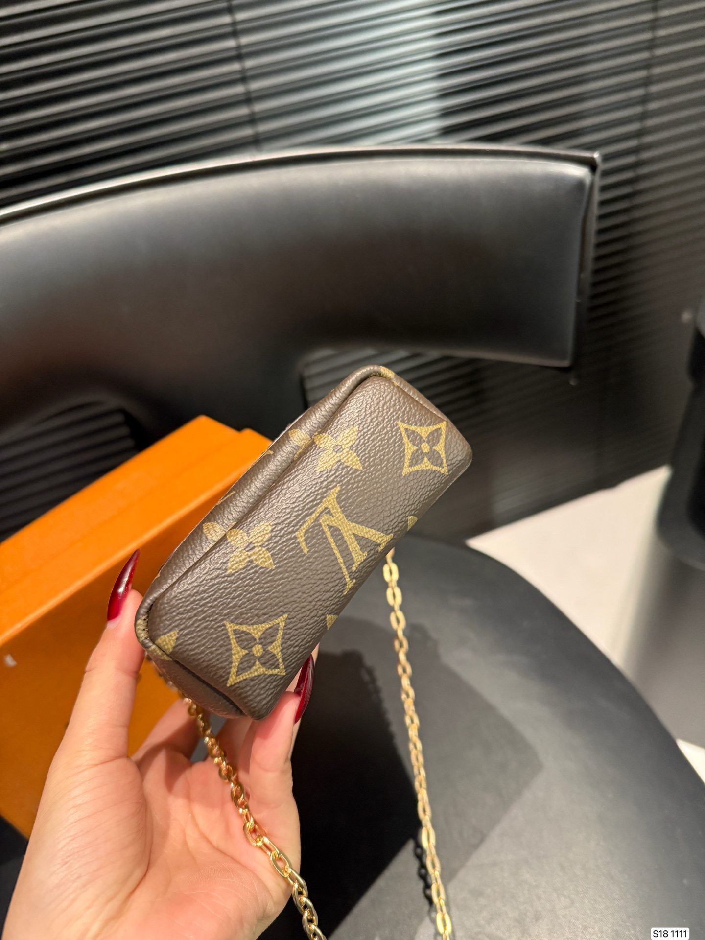 LV Remade – Super Cute Minions Coin Pouch