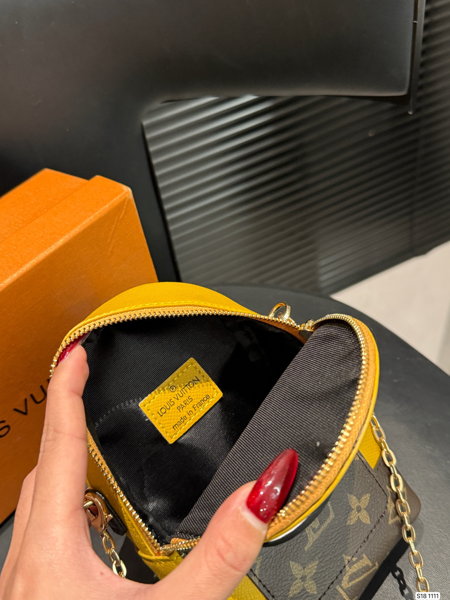 LV Remade – Super Cute Minions Coin Pouch