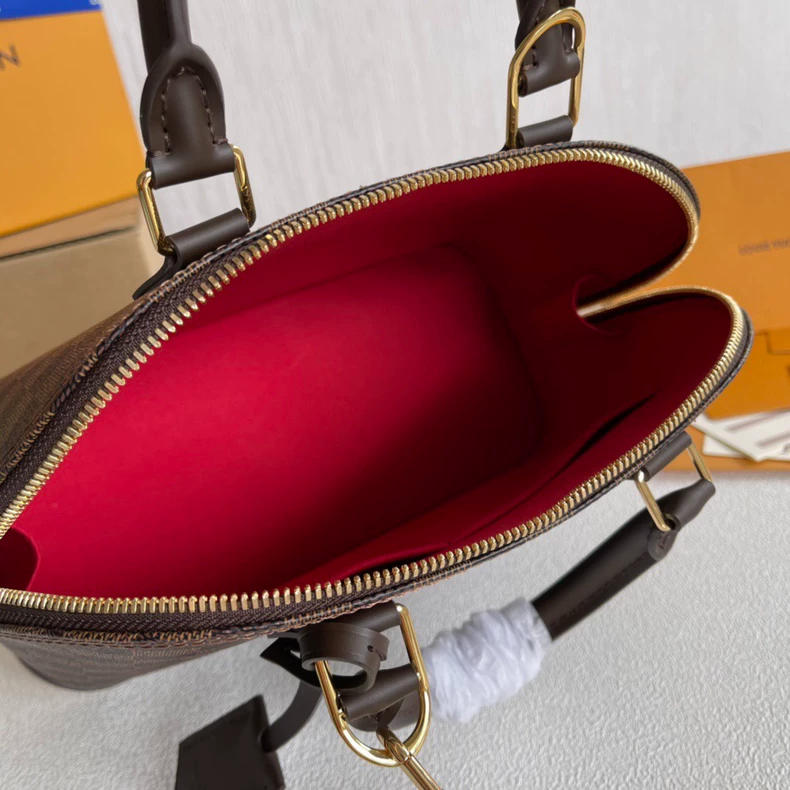 LOUIS VUITTON Alma Damier Ebene bag MM