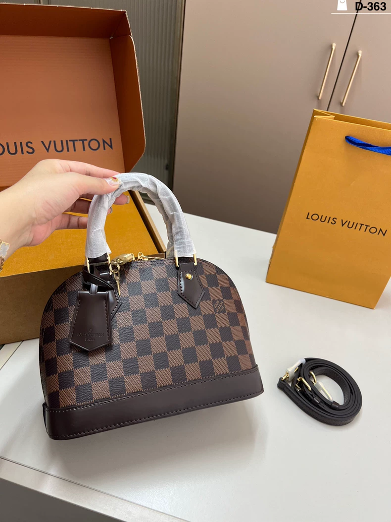 LOUIS VUITTON Alma Damier Ebene bag MM
