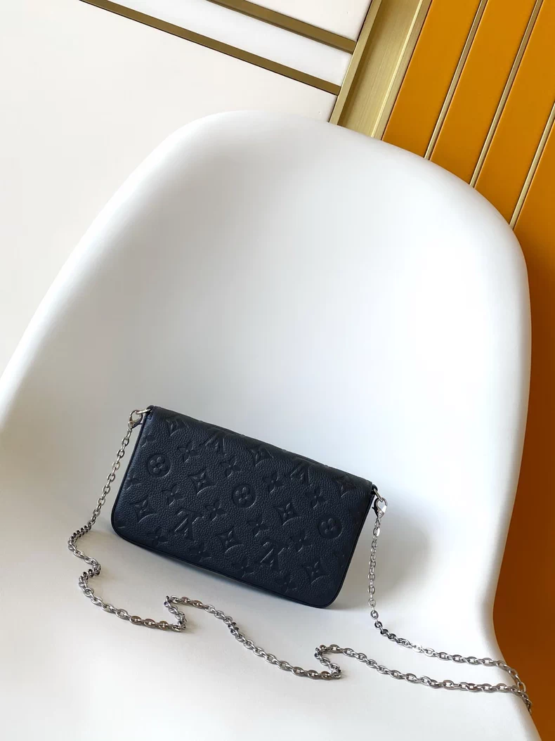 LOUIS VUITTON M27048 Pochette Félicie