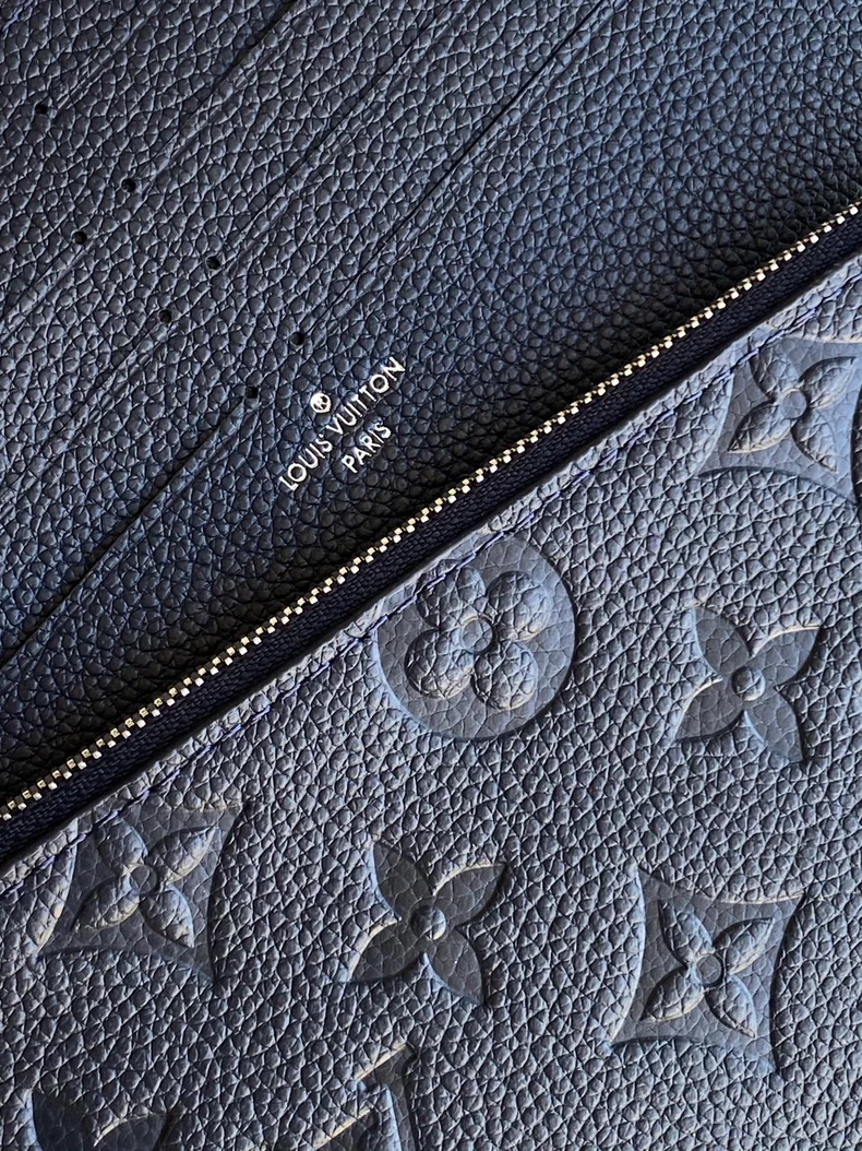 LOUIS VUITTON M27048 Pochette Félicie