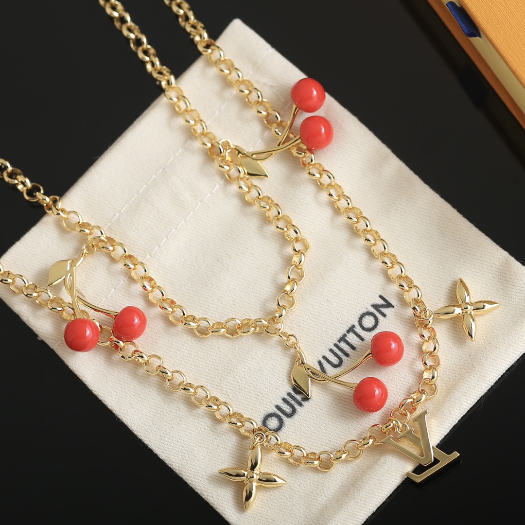LOUIS VUITTON M02804 LV x TM Cerise Necklace