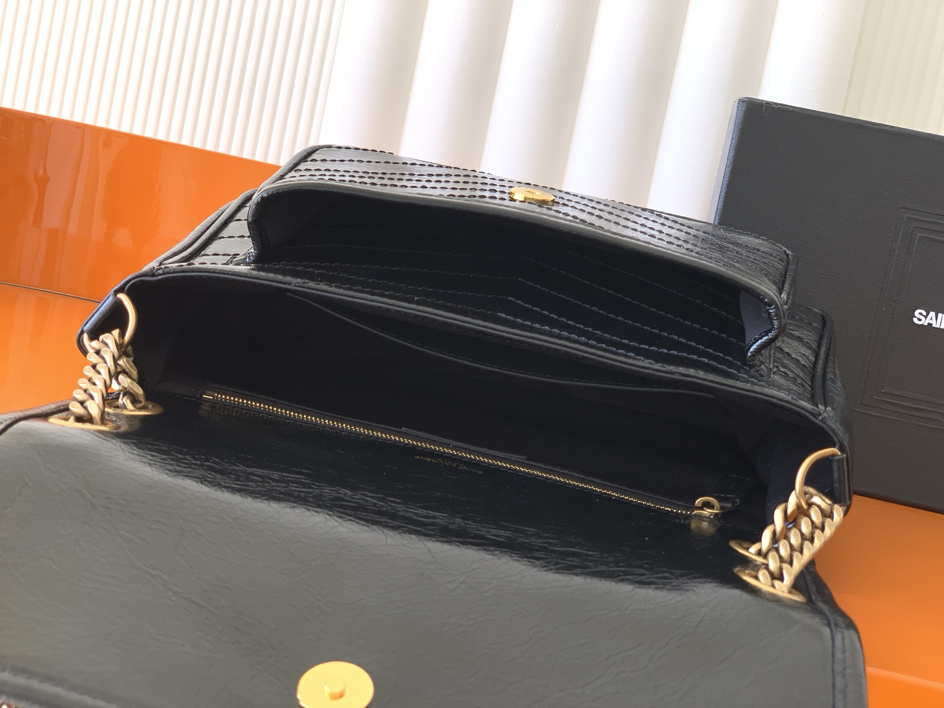 SAINT LAURENT Niki Medium Crinkled Glossed-leather Shoulder Bag