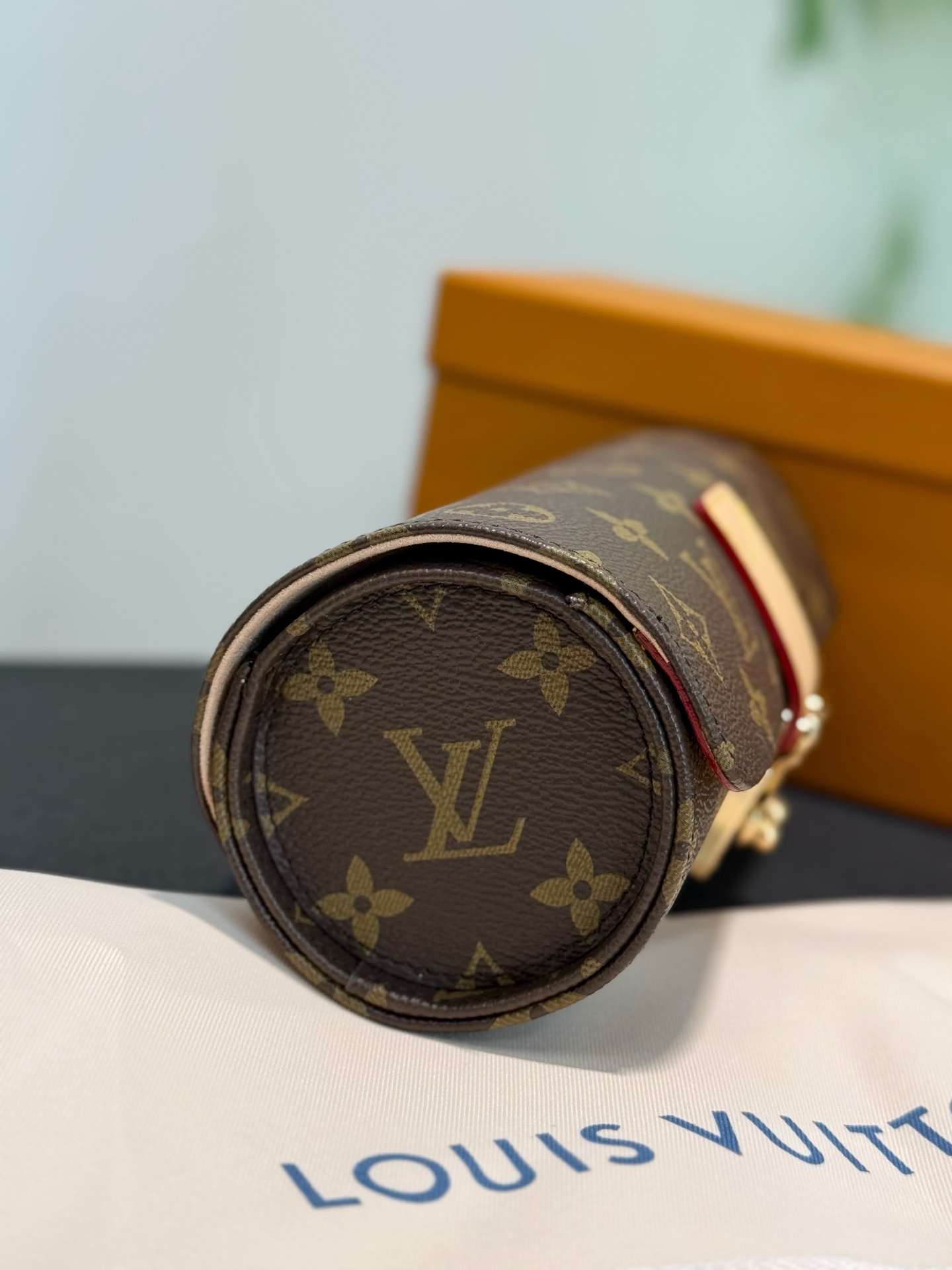 LOUIS VUITTON M10145 ETUI BIJOUX Jewelry & Watch Case