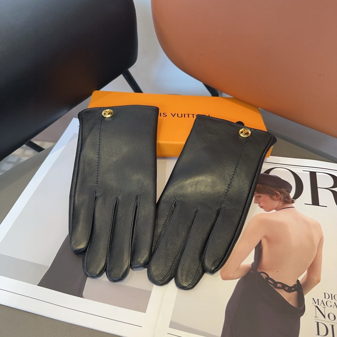 Louis Vuitton Men’s Lambskin Gloves