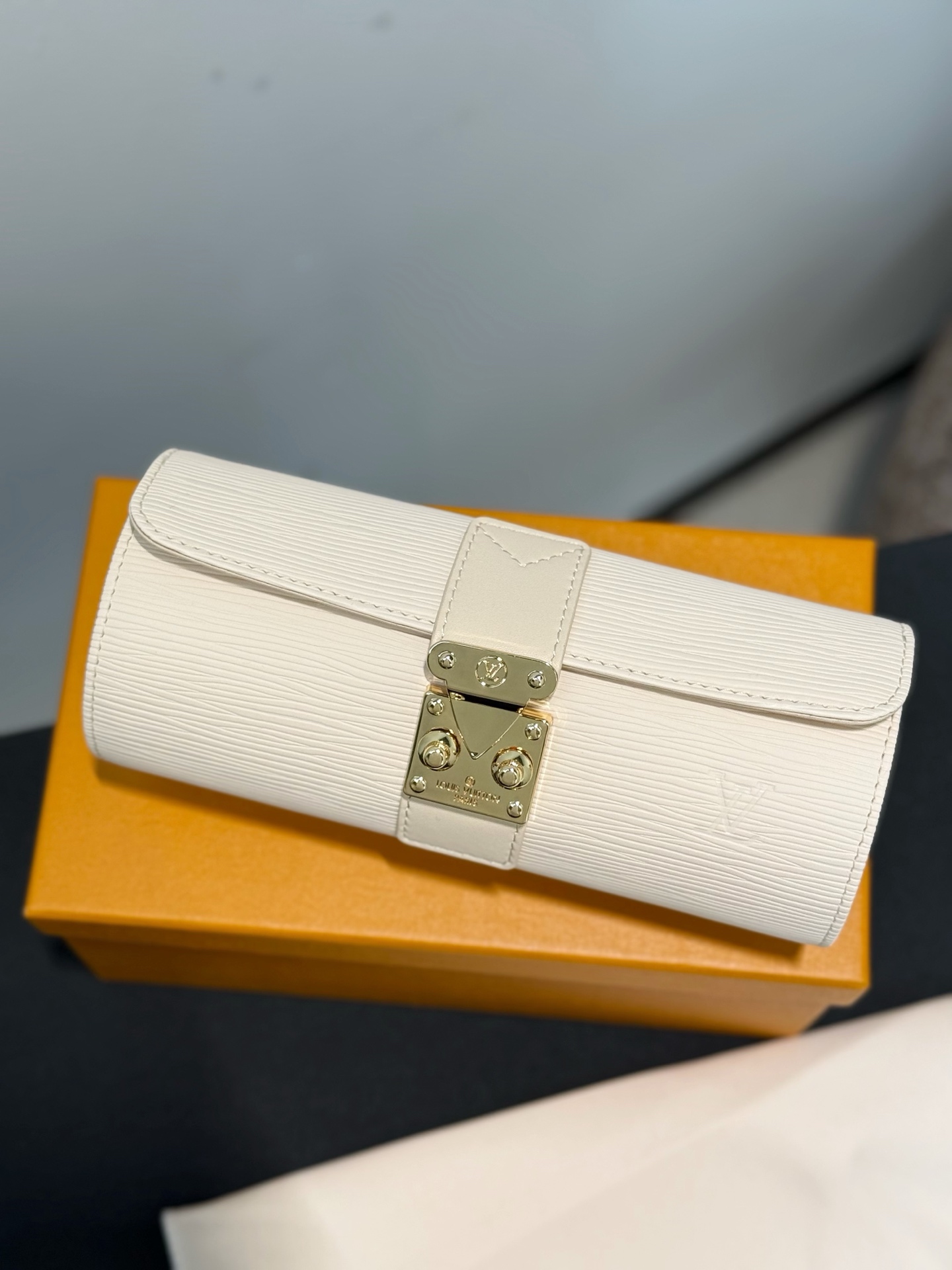 LOUIS VUITTON M10145 ETUI BIJOUX Jewelry & Watch Case