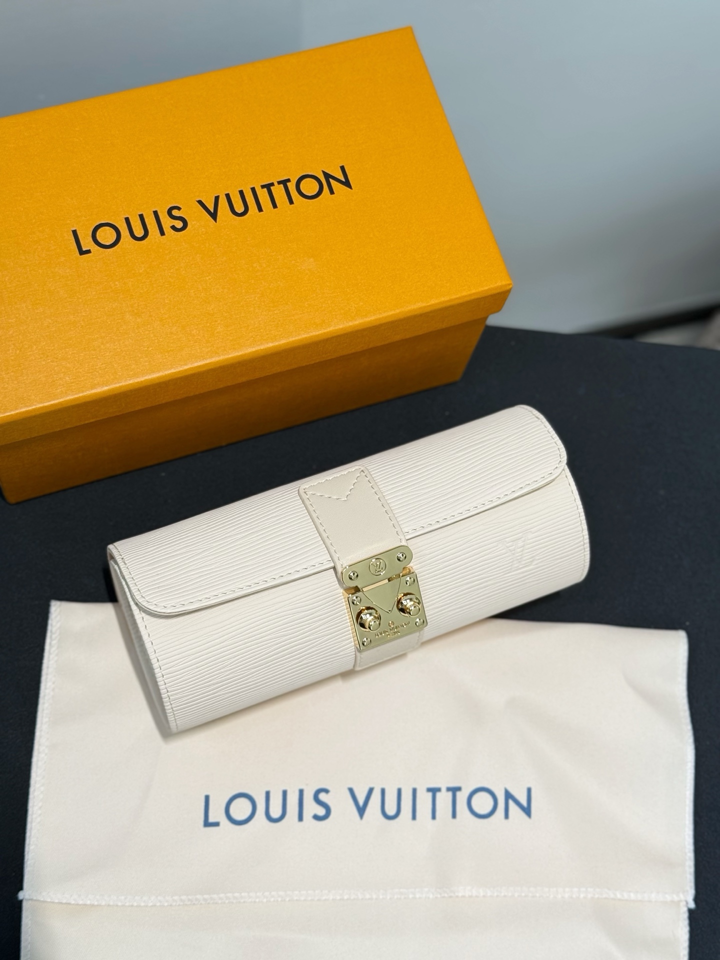 LOUIS VUITTON M10145 ETUI BIJOUX Jewelry & Watch Case