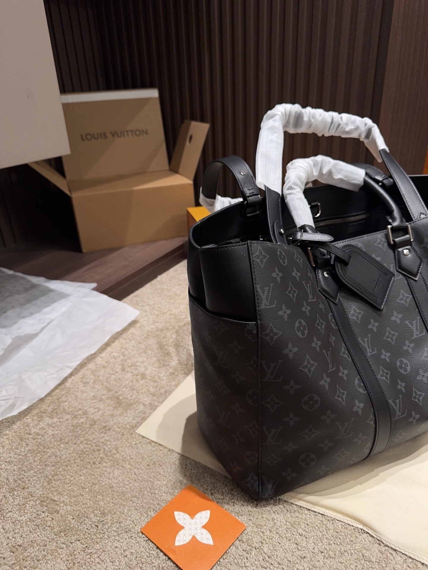 LOUIS VUITTON Sac Plat Two-way Bag In Black