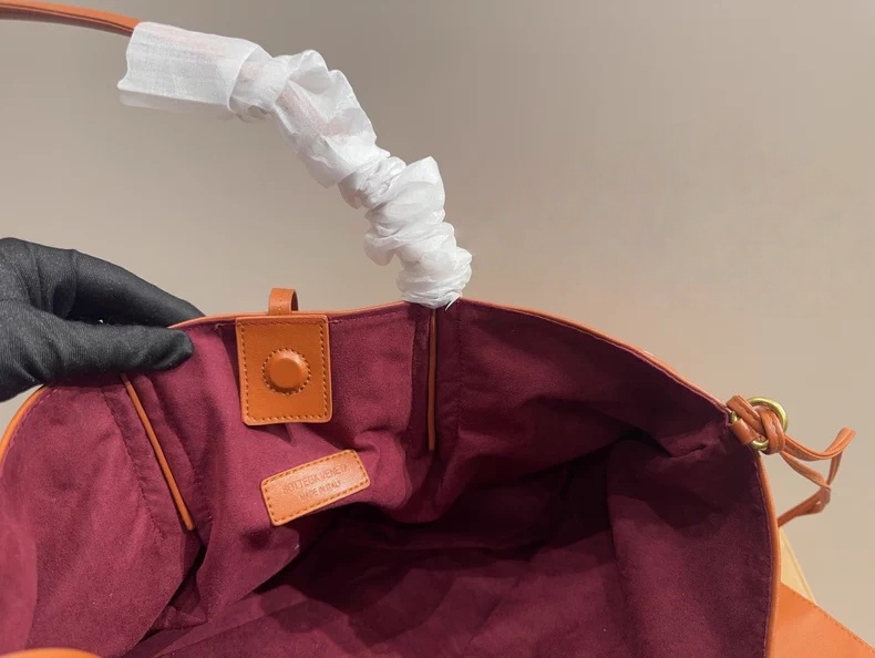 Bottega Veneta Intrecciato Leather Tote Bag