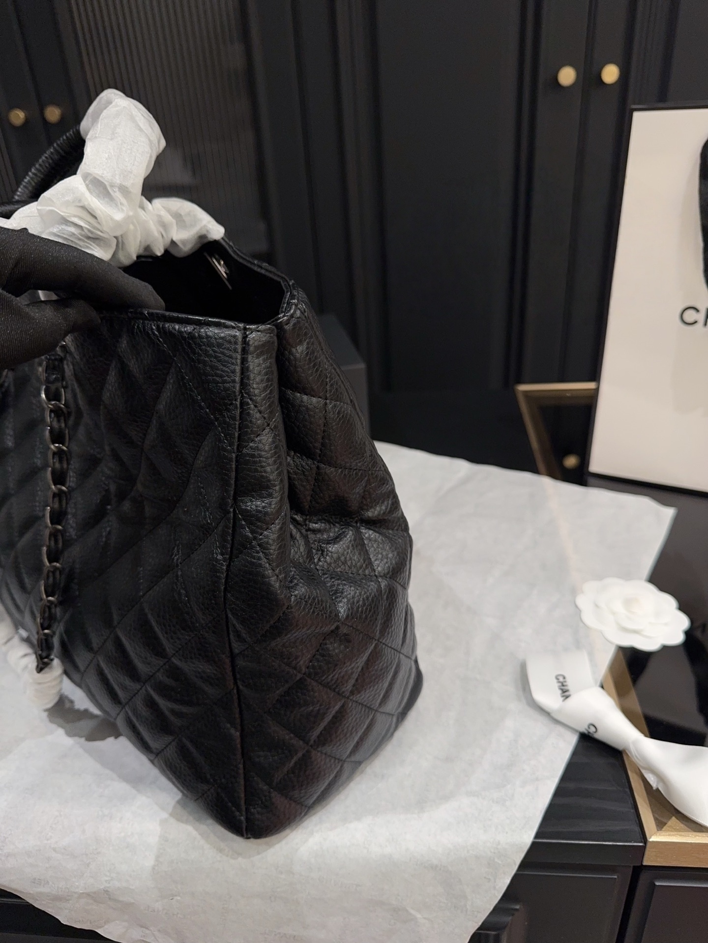Chanel Chain Leather Tote Bag
