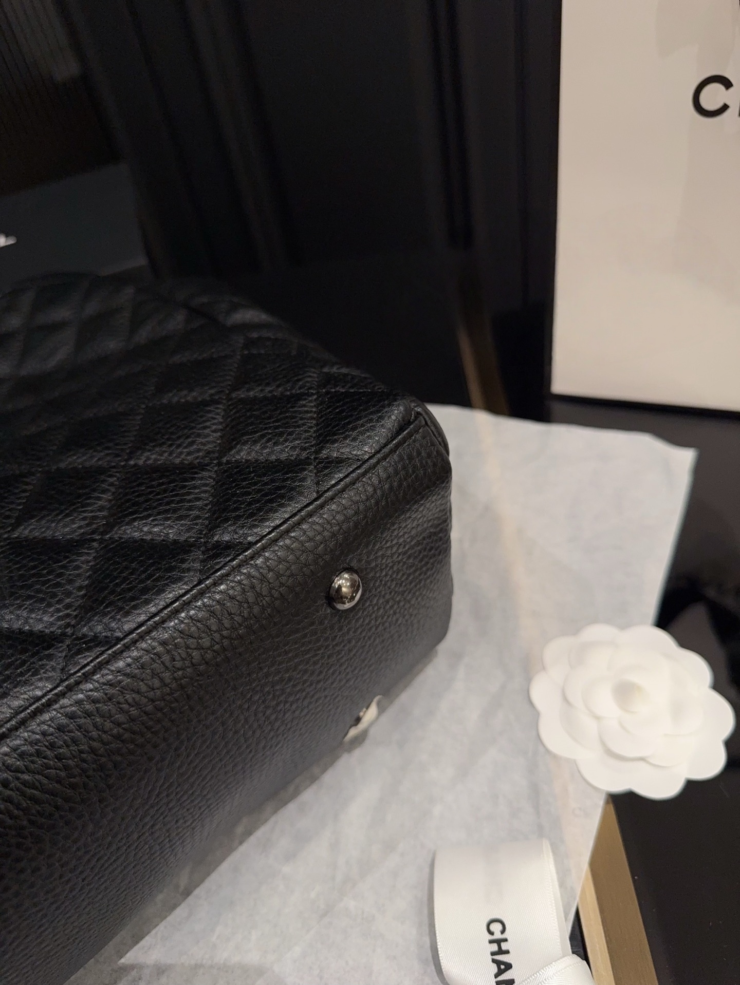 Chanel Chain Leather Tote Bag