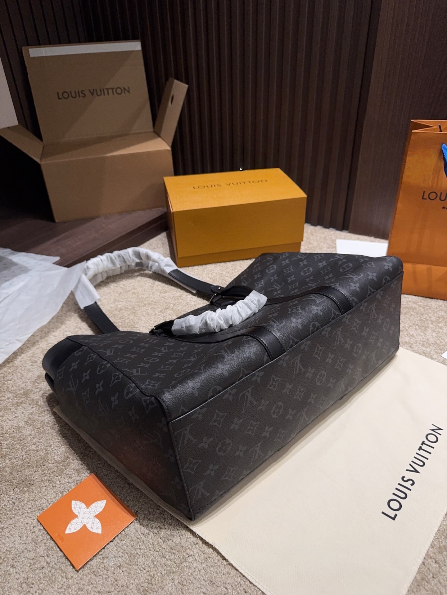 LOUIS VUITTON Sac Plat Two-way Bag In Black